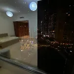 Hot Master Bed Room - Jbr Walk Marina