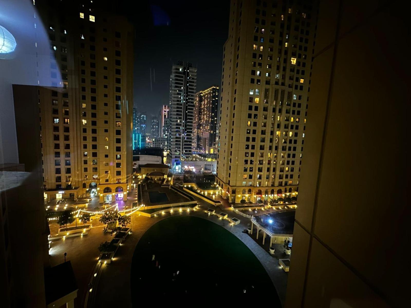 Hot Master Bed - Jbr Walk Marina Love hotel *