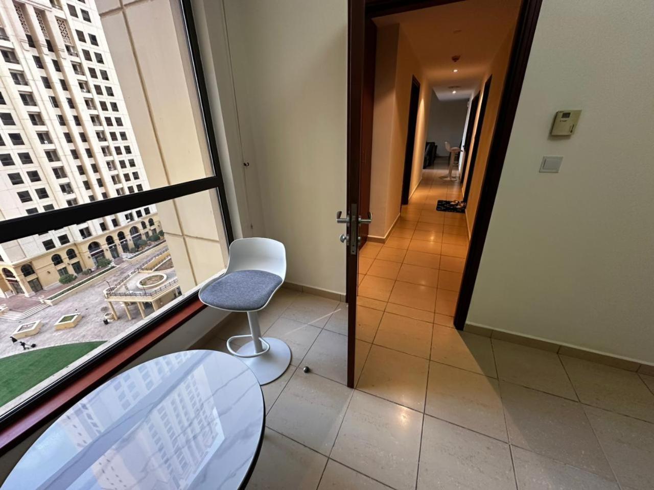 Hot Master Bed - Jbr Walk Marina Love hotel *